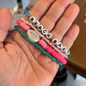 ⭐️⭐️ sale - end of summer ⭐️⭐️Beach babe bracelet stack 🏝️